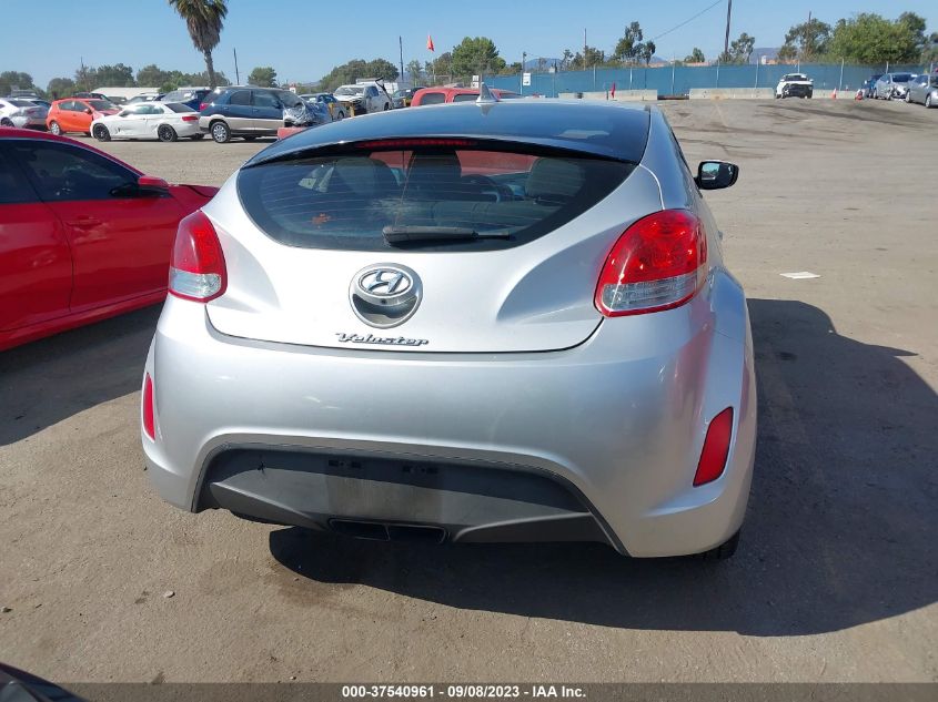 2015 HYUNDAI VELOSTER - KMHTC6AD0FU229526