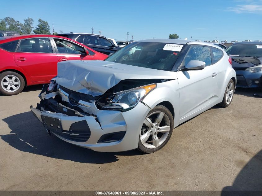 2015 HYUNDAI VELOSTER - KMHTC6AD0FU229526