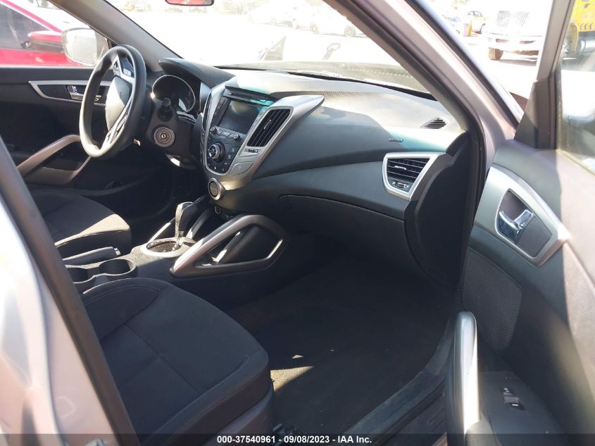 2015 HYUNDAI VELOSTER - KMHTC6AD0FU229526