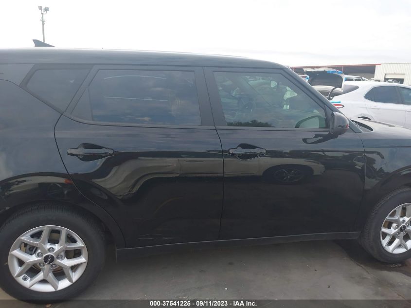 2022 KIA SOUL LX - KNDJ23AU7N7178892