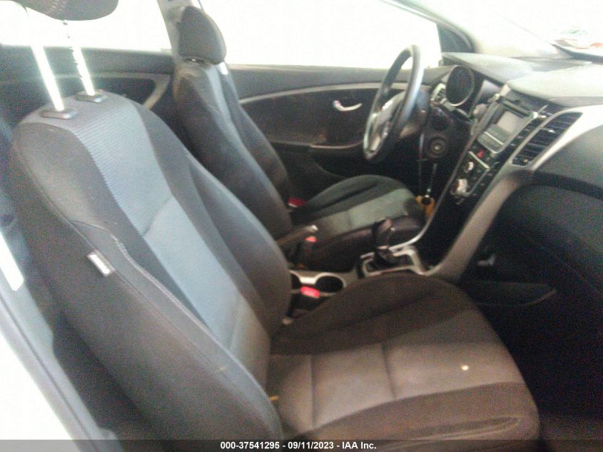 2013 HYUNDAI ELANTRA GT - KMHD35LE6DU052434