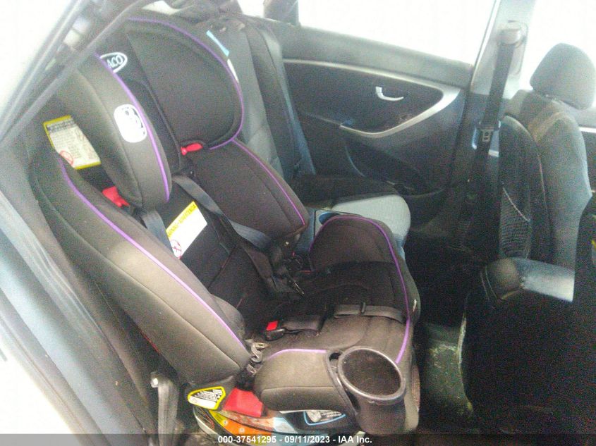 2013 HYUNDAI ELANTRA GT - KMHD35LE6DU052434