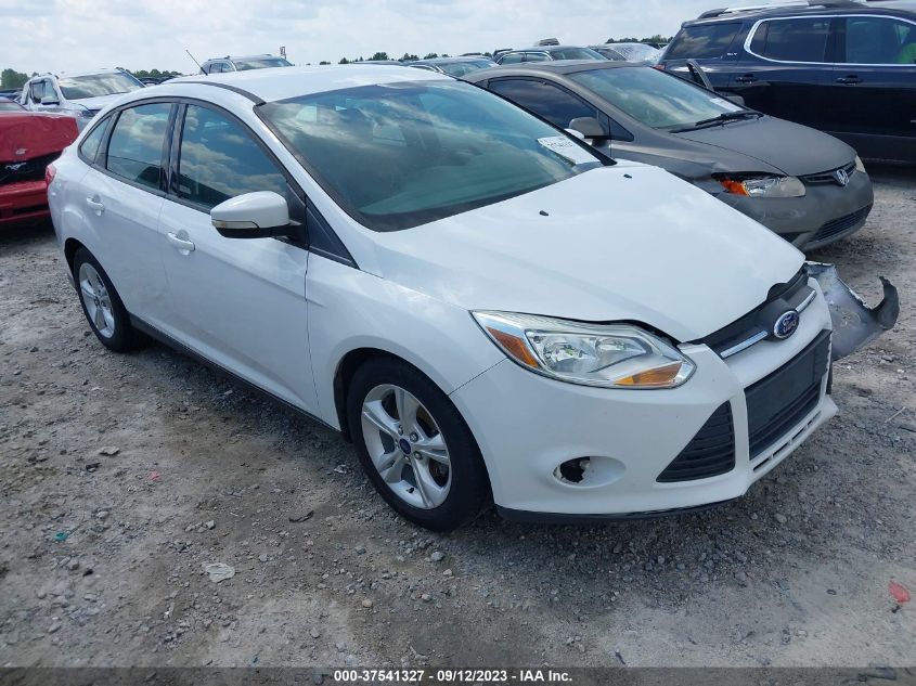 2014 FORD FOCUS SE - 1FADP3F27EL439540