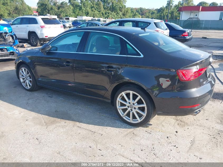 VIN WAUAJGFF4F1075841 2015 AUDI A3 no.3