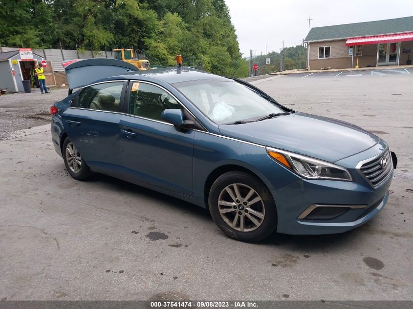 2016 HYUNDAI SONATA 2.4L SE - 5NPE24AF0GH334715