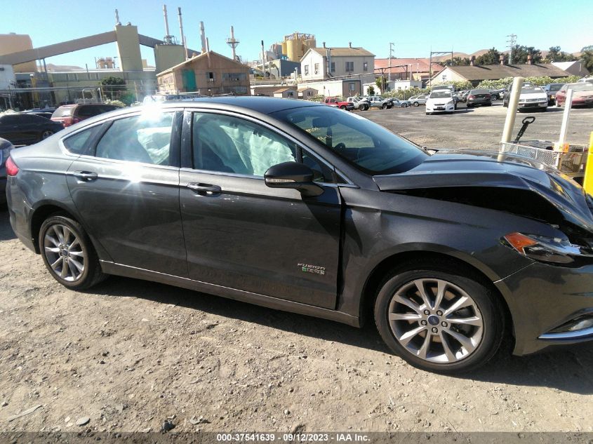 2017 FORD FUSION ENERGI SE - 3FA6P0PU2HR306505