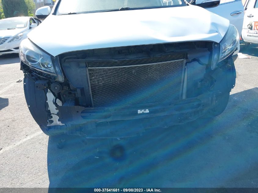 2016 KIA SORENTO LX - 5XYPG4A36GG118701