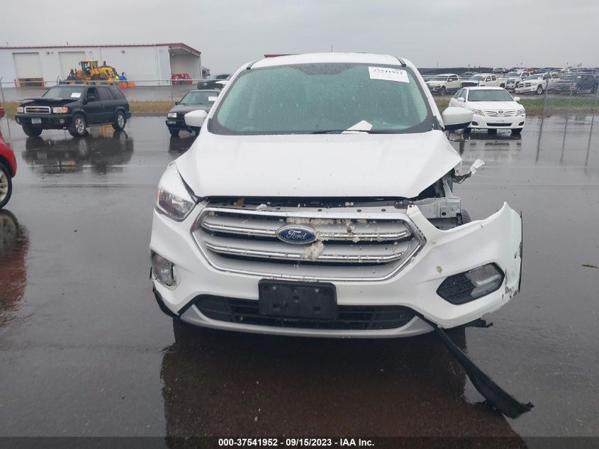 2017 FORD ESCAPE SE - 1FMCU0GD3HUE96003