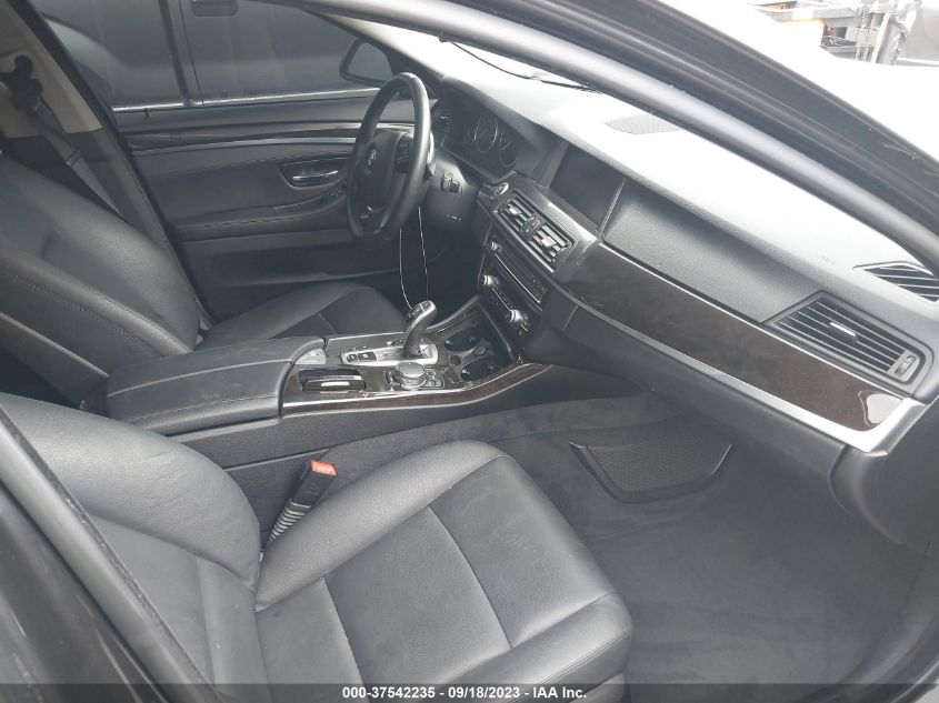 2016 BMW 528I XDRIVE WBA5A7C53GG148239