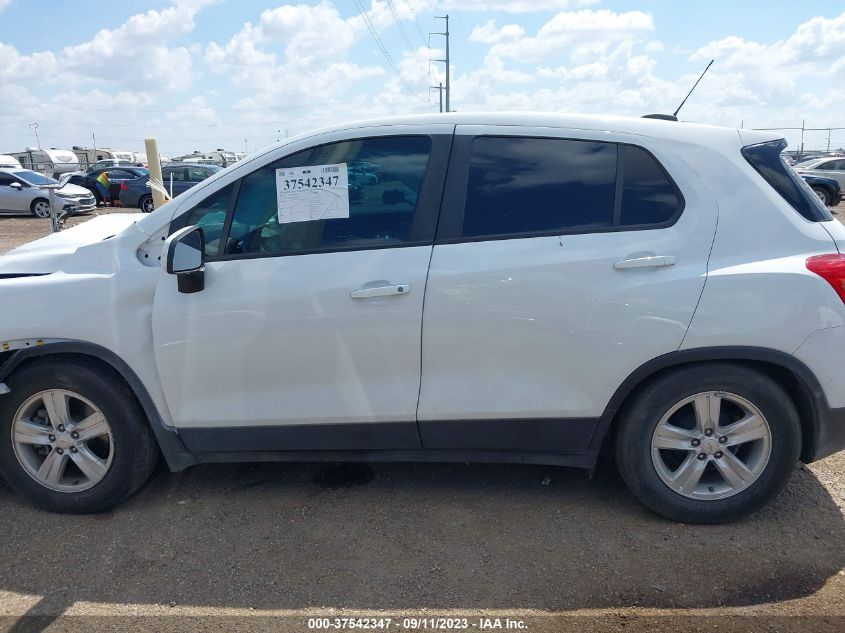 KL7CJKSBXLB321943 Chevrolet Trax LS 14