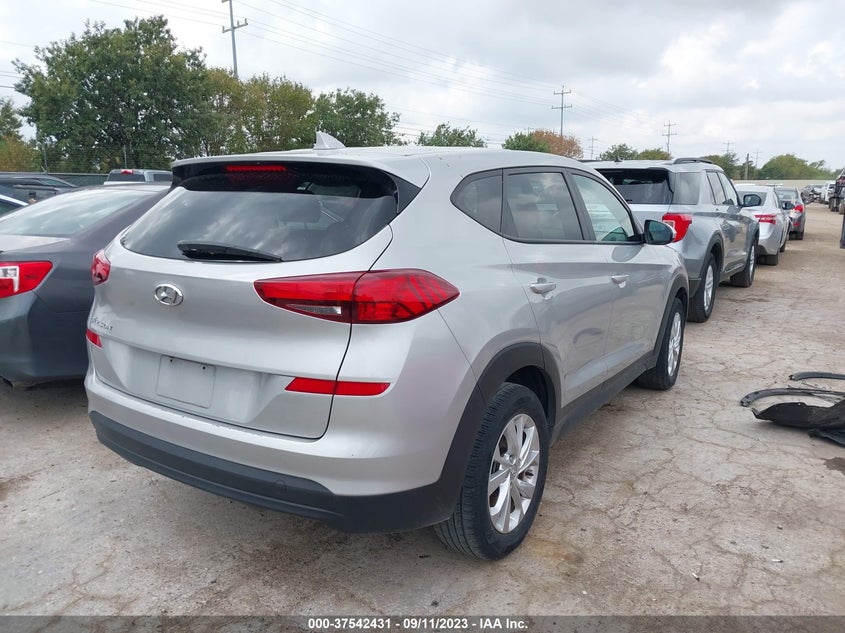 VIN KM8J23A43MU384674 2021 HYUNDAI TUCSON SE