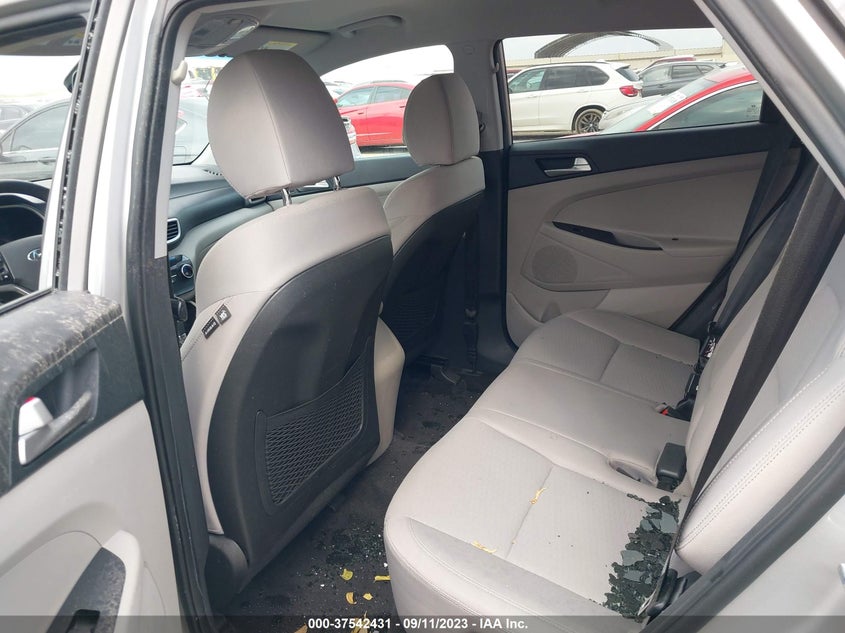 VIN KM8J23A43MU384674 2021 HYUNDAI TUCSON SE