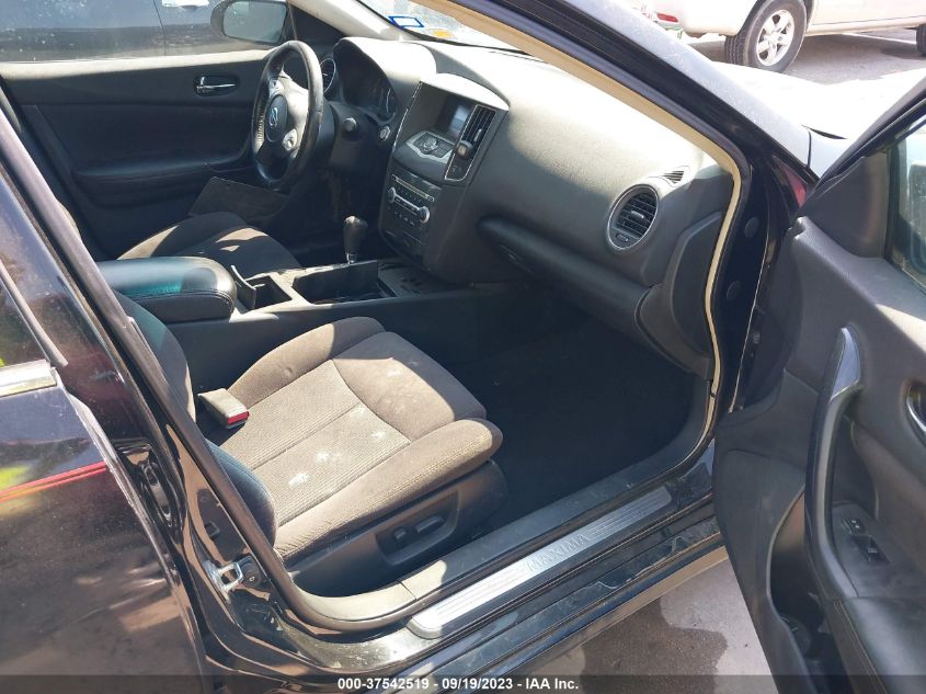 2013 NISSAN MAXIMA 3.5 S - 1N4AA5AP0DC817229