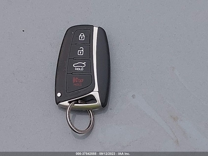 2015 HYUNDAI GENESIS 3.8L - KMHGN4JE4FU015664