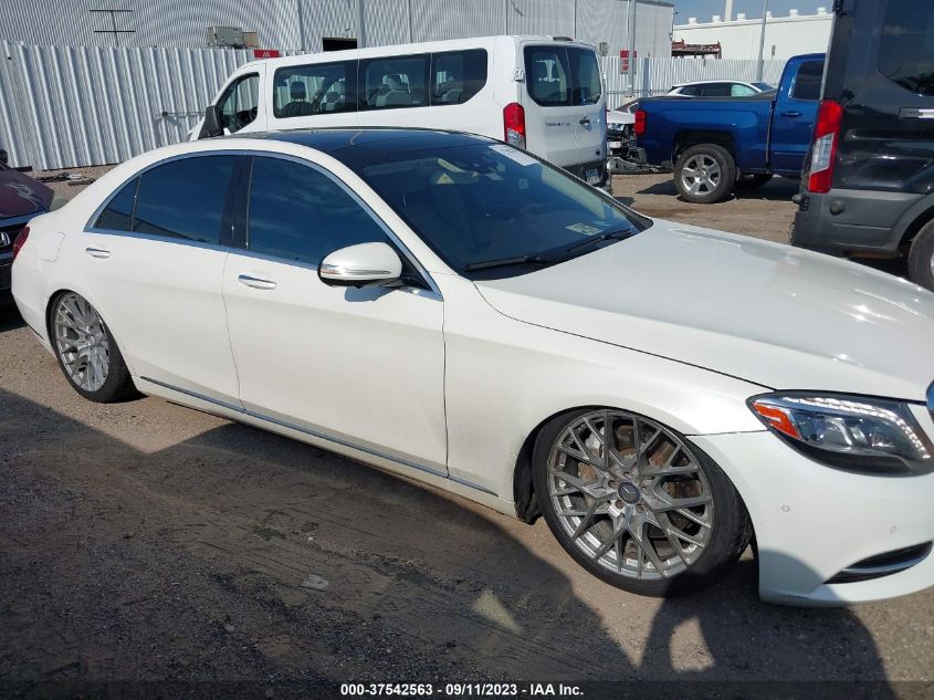 2015 MERCEDES-BENZ S 550 WDDUG8CB4FA136097