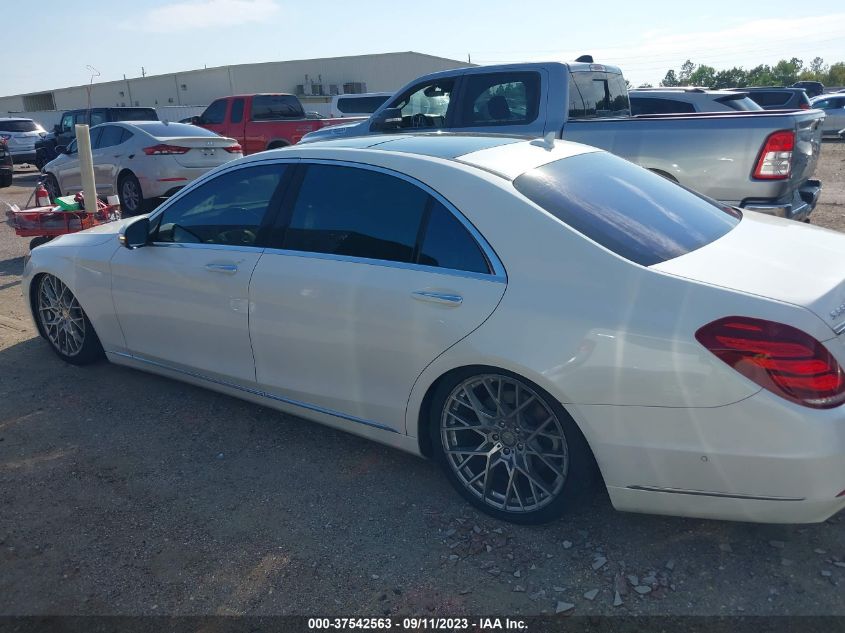 2015 MERCEDES-BENZ S 550 WDDUG8CB4FA136097