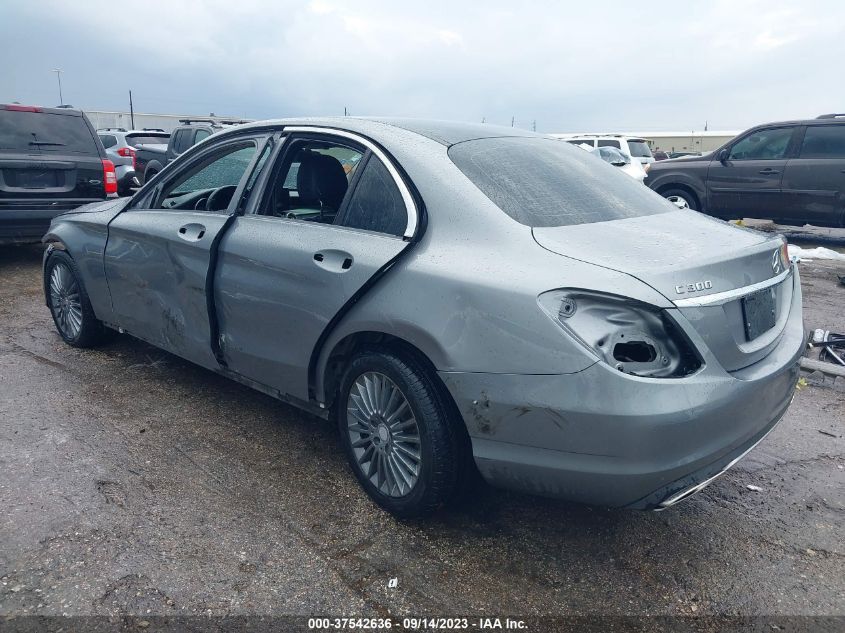 2015 MERCEDES-BENZ C-CLASS C 300 - 55SWF4KB9FU023669
