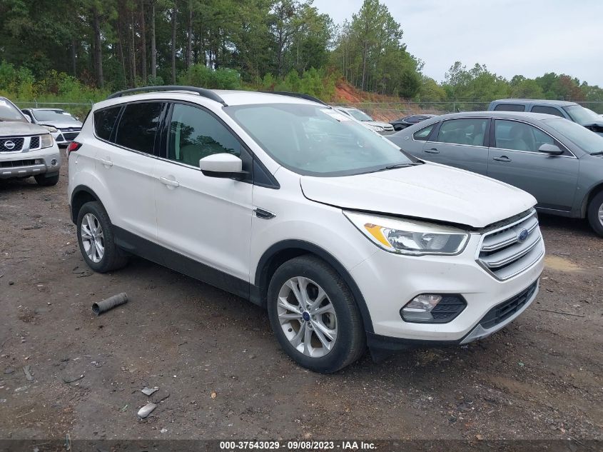 2018 FORD ESCAPE SE - 1FMCU0GDXJUB04401