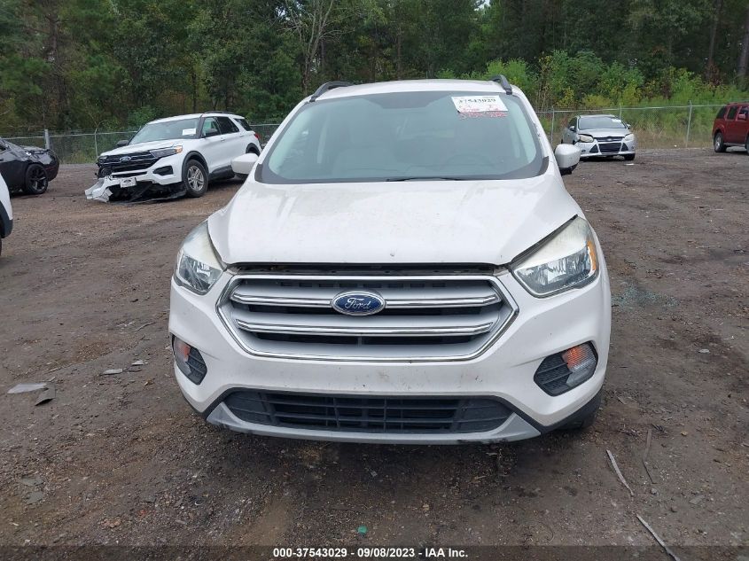 2018 FORD ESCAPE SE - 1FMCU0GDXJUB04401