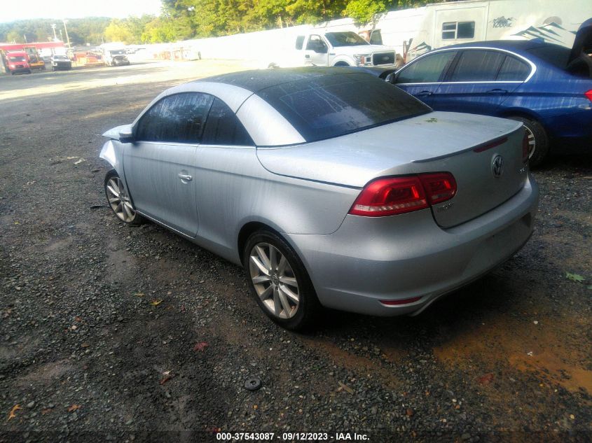 2013 VOLKSWAGEN EOS KOMFORT WVWBW8AH1DV005713