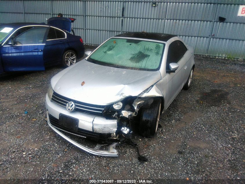 2013 VOLKSWAGEN EOS KOMFORT WVWBW8AH1DV005713