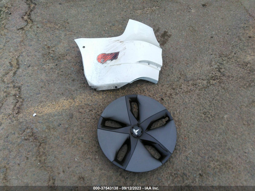 VIN 5YJ3E1EB8LF629140 2020 TESLA MODEL 3