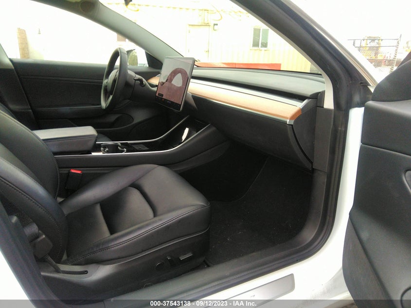 VIN 5YJ3E1EB8LF629140 2020 TESLA MODEL 3