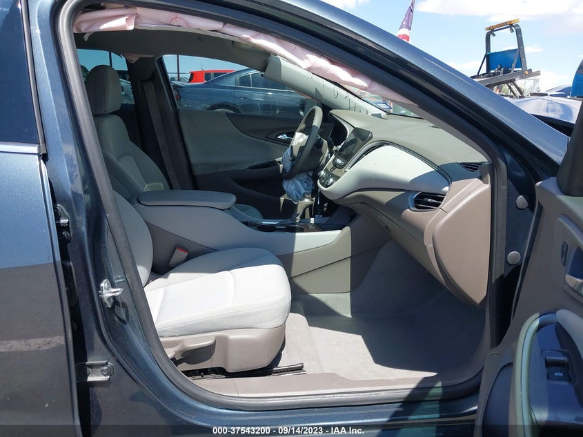 VIN 1G1ZB5ST5KF198363 2019 CHEVROLET MALIBU LS