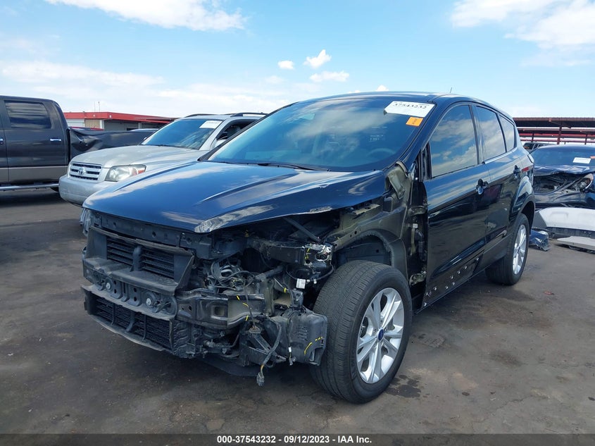 VIN 1FMCU0GD7HUE97316 2017 FORD ESCAPE SE