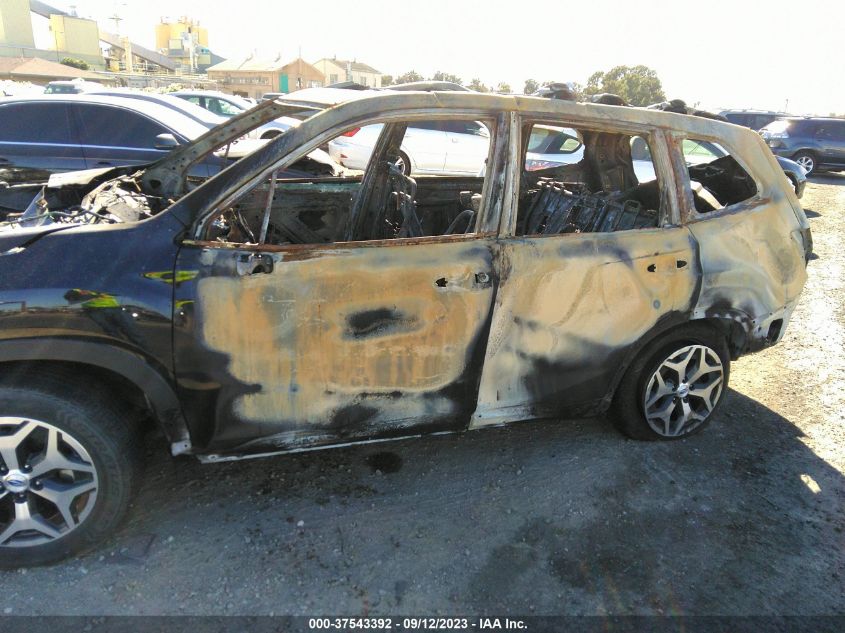 2019 SUBARU FORESTER PREMIUM - JF2SKAEC6KH446378