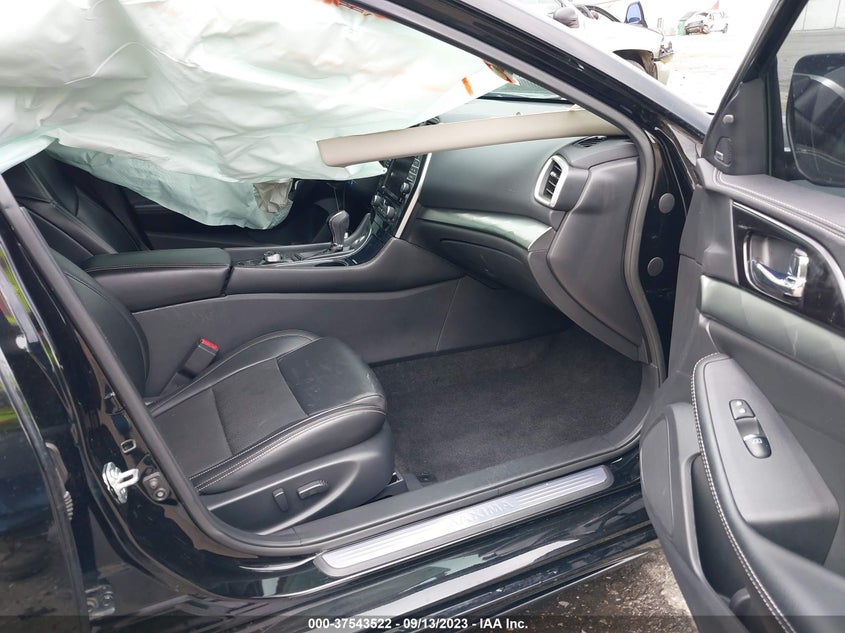 VIN 1N4AA6AV6KC370813 2019 NISSAN MAXIMA SL
