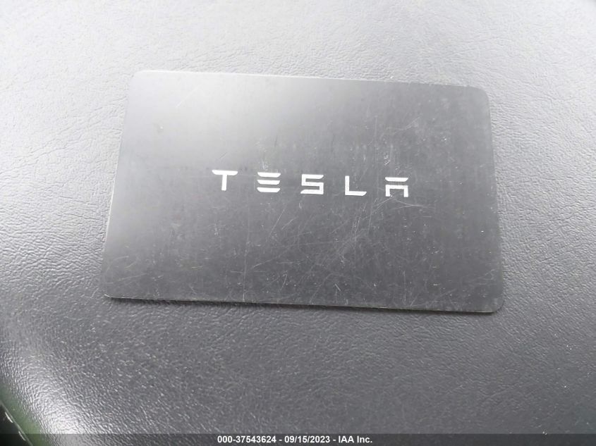 2020 TESLA MODEL Y - 5YJYGDEF4LF000883