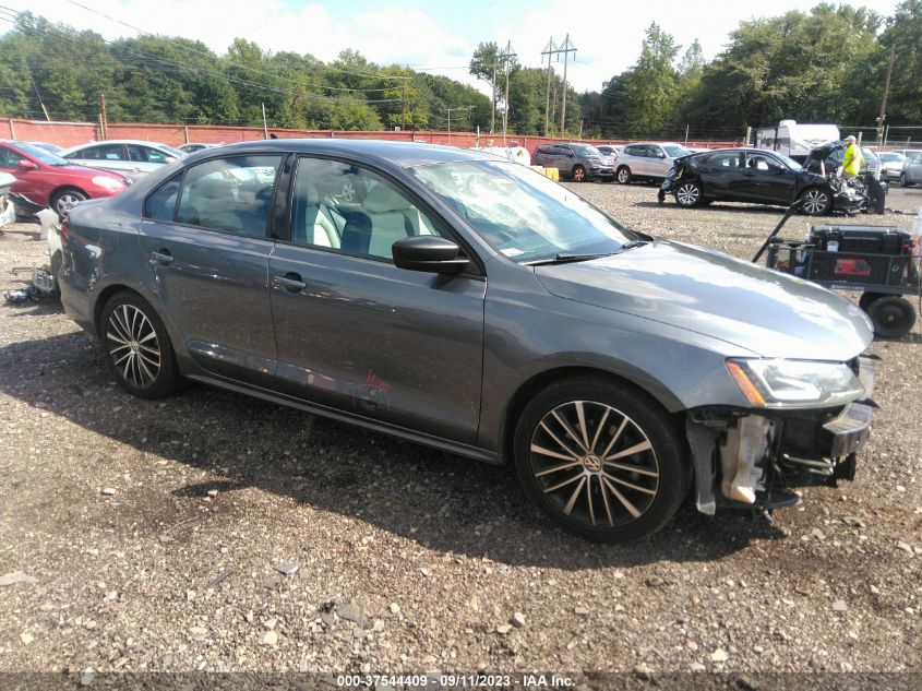 2016 VOLKSWAGEN JETTA SEDAN 1.8T SPORT - 3VWD17AJ1GM418523