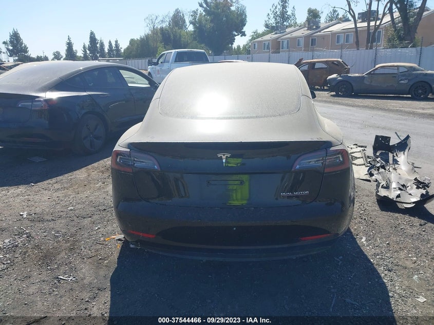 VIN 5YJ3E1EC4NF264807 2022 TESLA MODEL 3