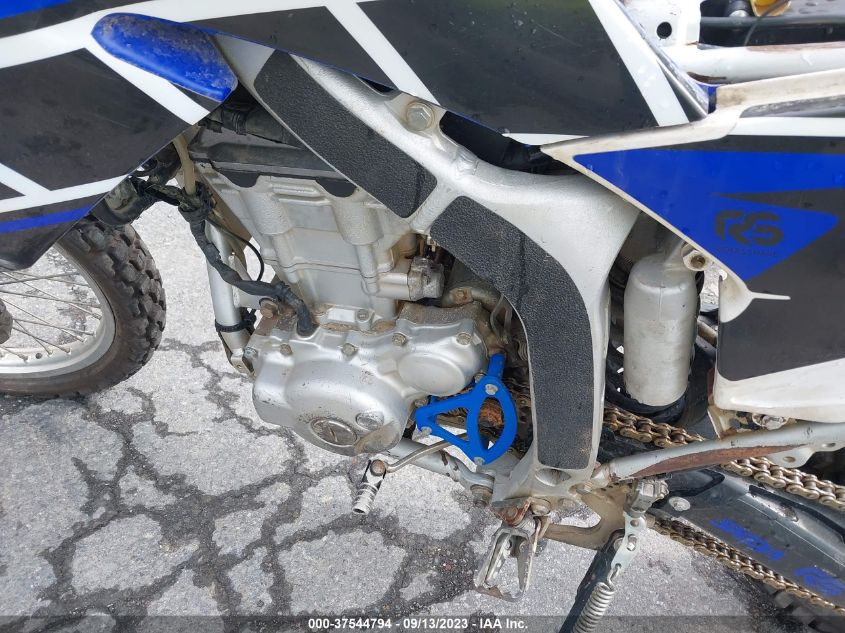2011 YAMAHA WR250 R JYADG21E0BA004030