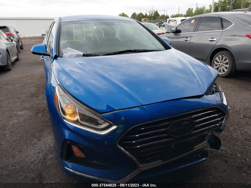 VIN 5NPE24AFXJH674168 2018 HYUNDAI SONATA SE