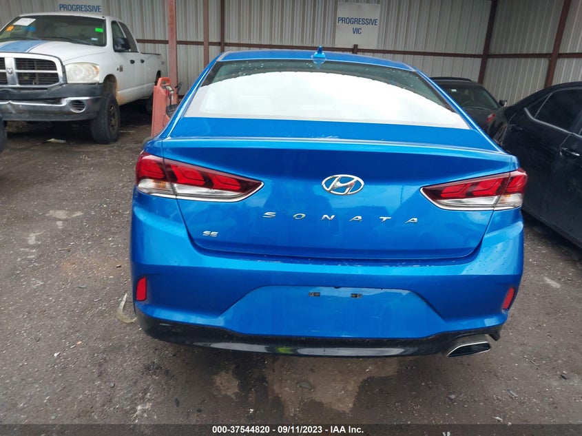 VIN 5NPE24AFXJH674168 2018 HYUNDAI SONATA SE