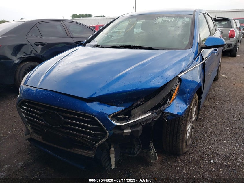 VIN 5NPE24AFXJH674168 2018 HYUNDAI SONATA SE