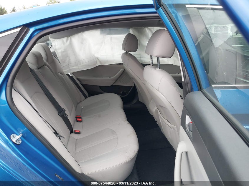 VIN 5NPE24AFXJH674168 2018 HYUNDAI SONATA SE