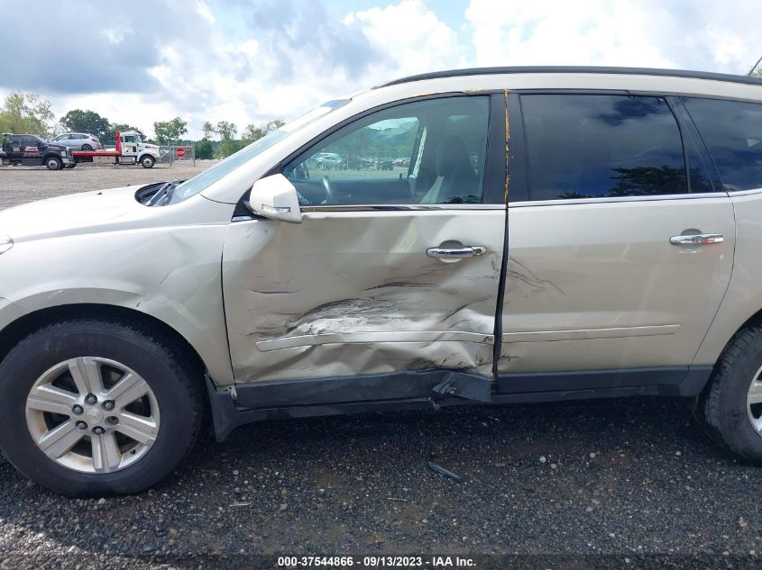 2014 CHEVROLET TRAVERSE LT - 1GNKRGKD8EJ207204