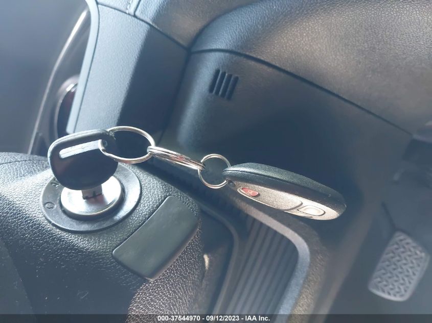 2013 GMC ACADIA SLE - 1GKKVNED0DJ122185