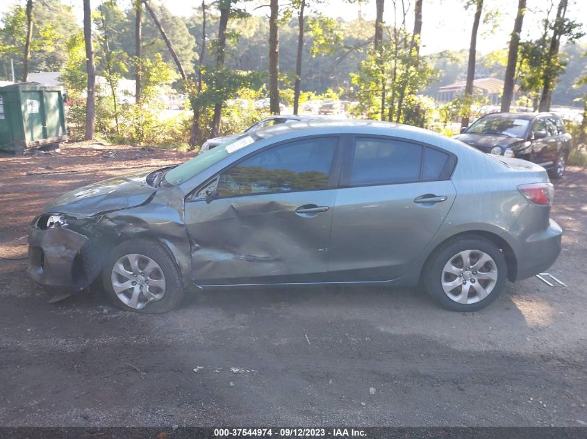 2013 MAZDA MAZDA3 I SV - JM1BL1TF0D1726575