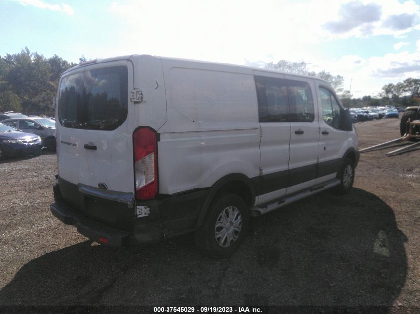 VIN 1FTNR1ZMXFKB02779 2015 FORD TRANSIT CARGO VAN no.4