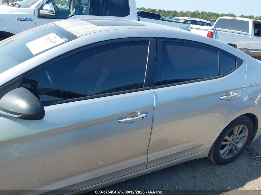2017 HYUNDAI ELANTRA SE/VALUE/LIMITED - 5NPD84LF7HH143981