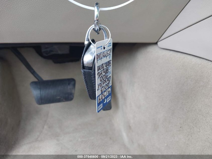 2013 CHRYSLER 300C 2C3CCAET2DH573310
