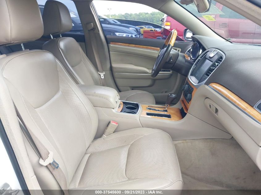 2013 CHRYSLER 300C 2C3CCAET2DH573310