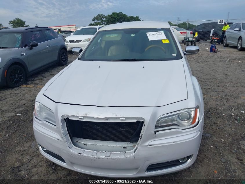 2013 CHRYSLER 300C 2C3CCAET2DH573310