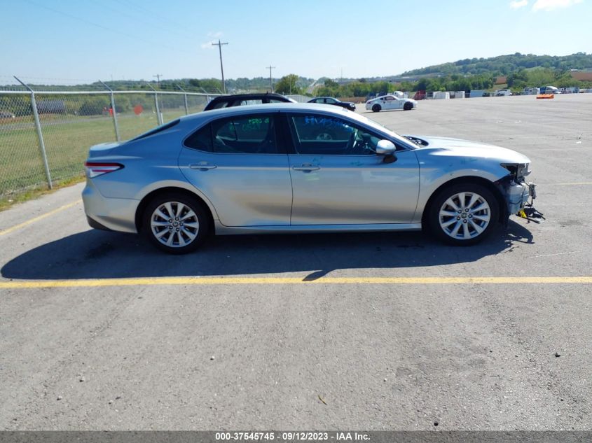 2018 TOYOTA CAMRY L/LE/XLE/SE/XSE - 4T1B11HK2JU057274
