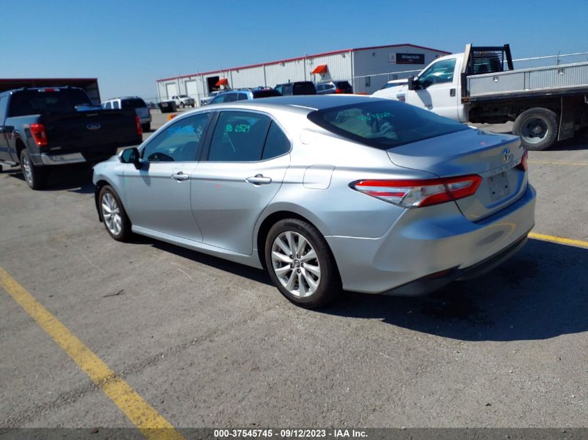 2018 TOYOTA CAMRY L/LE/XLE/SE/XSE - 4T1B11HK2JU057274