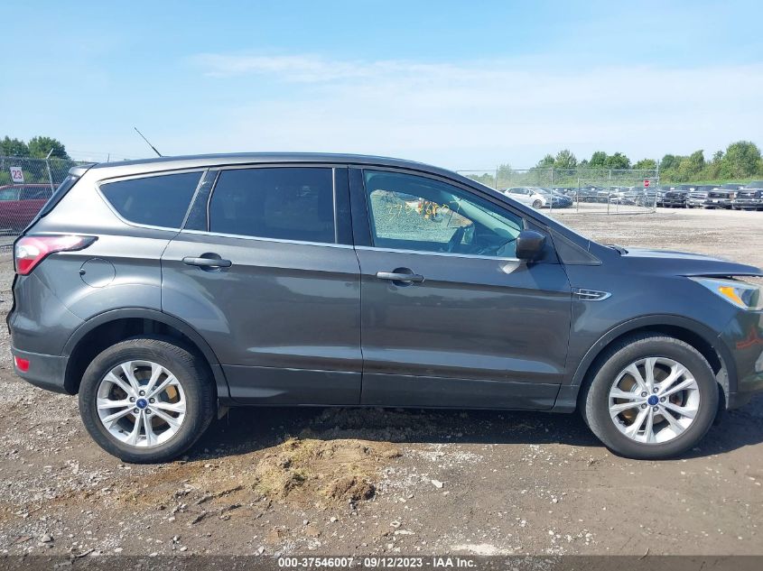 2017 FORD ESCAPE SE - 1FMCU9GD0HUC41829